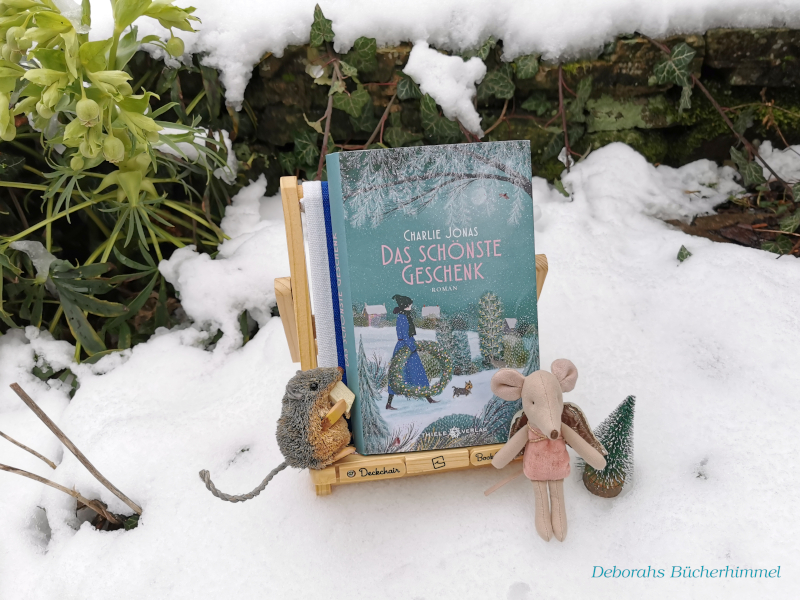 Das schönste Geschenk von Charlie Jonas im Schnee mit Blogmäusen