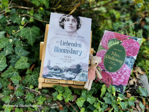 Der neue Roman von Stefanie H. Martin zusammen mit einer Schmuckausgabe von Mrs. Dalloway von Virginia Woolf.