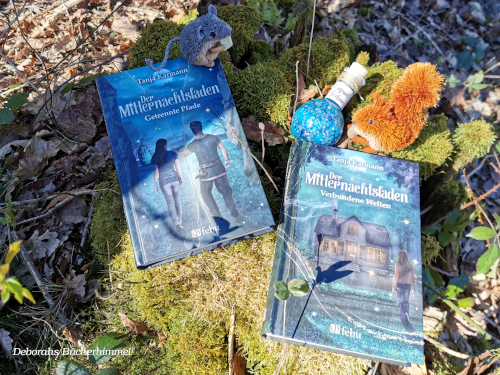 Die Mitternachtsladen-Bücher im Wald.
