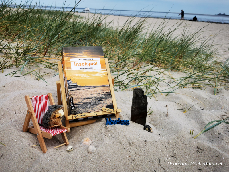 "Inselspiel" von Anja Eichbaum am Strand von Schillig.