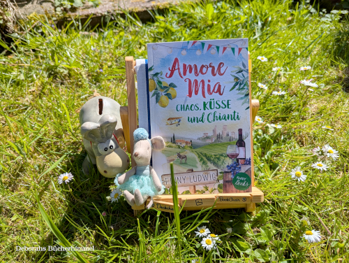 Noch einmal das neue Buch von Finny Ludwig im Garten.